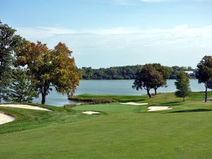 Hazeltine 10th Approach 2018